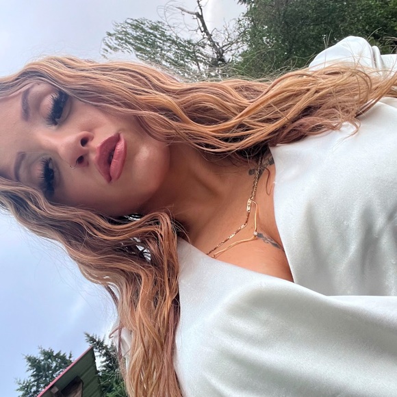 Meet your Posher, Sandra - Picture 5 of 5